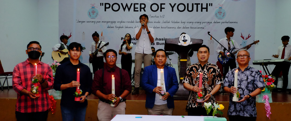 Perayaan Ibadah Natal dengan tema “Power of Youth” oleh Divisi Persekutuan Mahasiswa Kristen